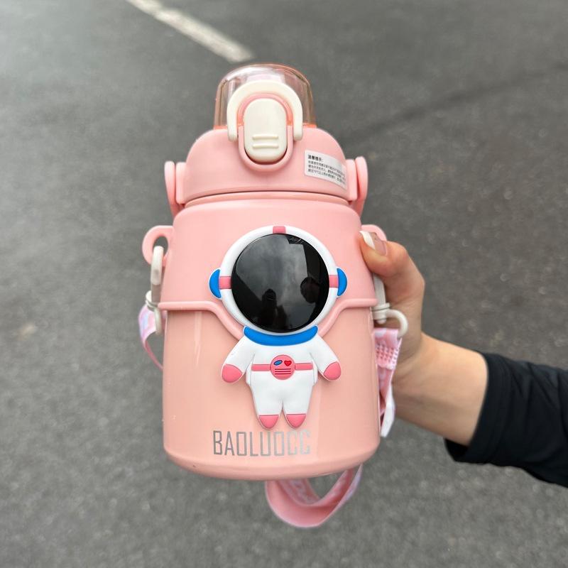 Hseen 2023 New Children's Insulated Cup Cute Cartoon Straw Cup Stainless Steel 850ml Capacity