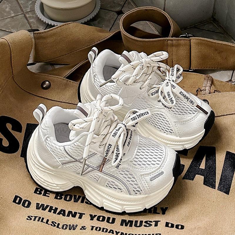 Children's sports shoes Spring and Autumn new boys and girls students breathable mesh thick-soled lightweight dad shoes