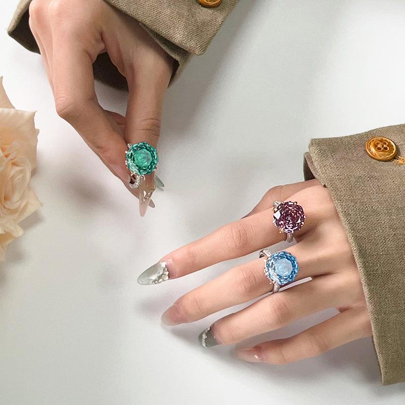 Jewelry Simulation Rose Cut Colorful Treasure Bud Ring Heroine Stone 14 * 14