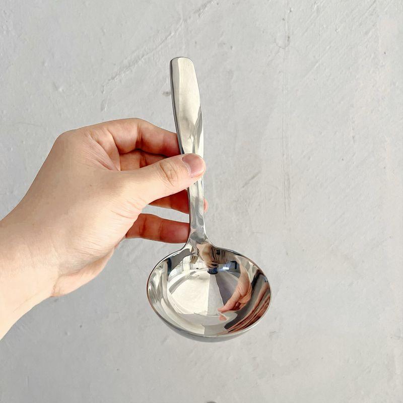 Spoon for Eating Snail Noodles, 1810 Stainless Steel Spoon for Eating Noodles, Special Spoon for People Who Like to Eat Large Portions of Dry Rice