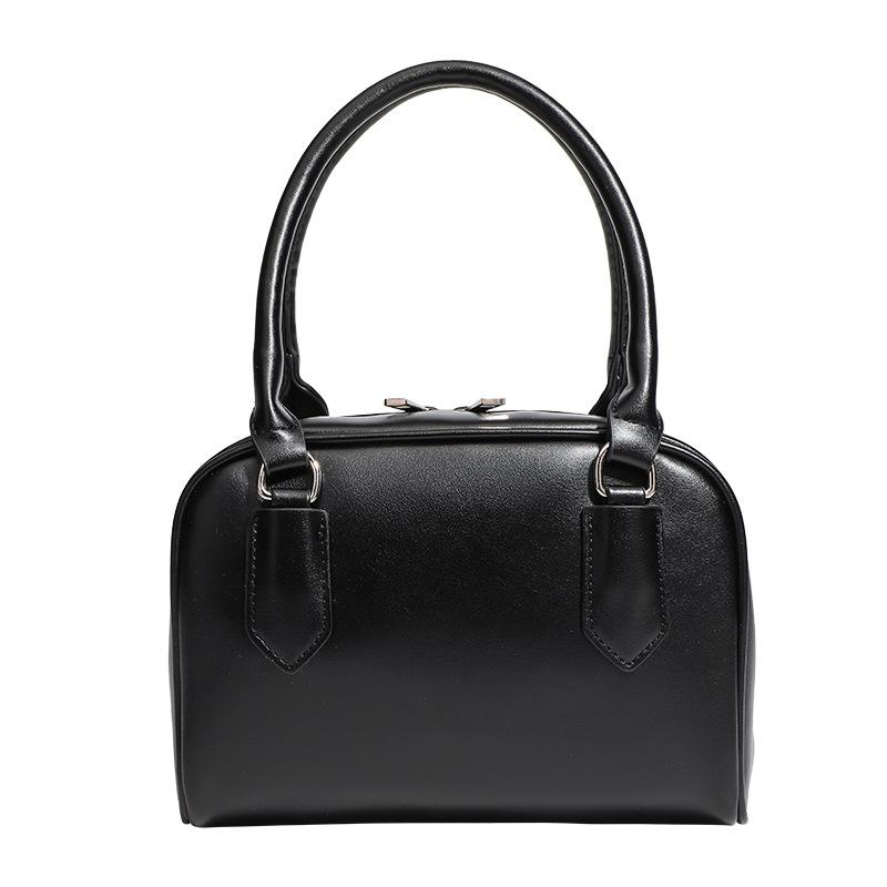 Niche design new black pink contrasting color small square bag bowling handbag small bag commuter bag female