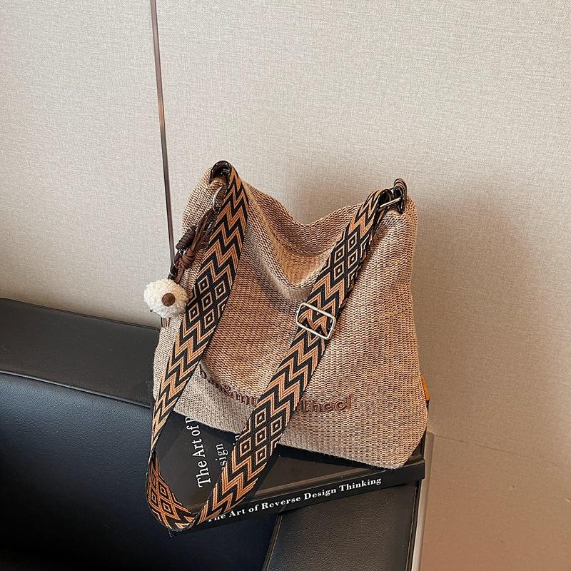 Rainbow Striped Woven Bag Women's New Fashion Commuter Tote Bag Shoulder Bucket Straw Woven Bag Tide