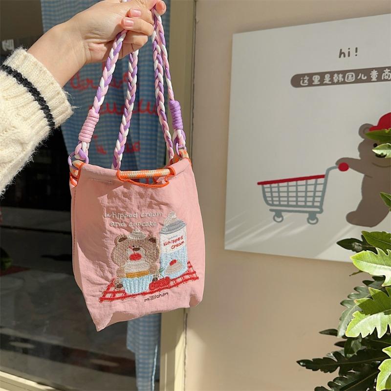 13 Exquisite embroidered bear cloth bag student handbag Oxford cloth mini handbag shopping mobile phone bag