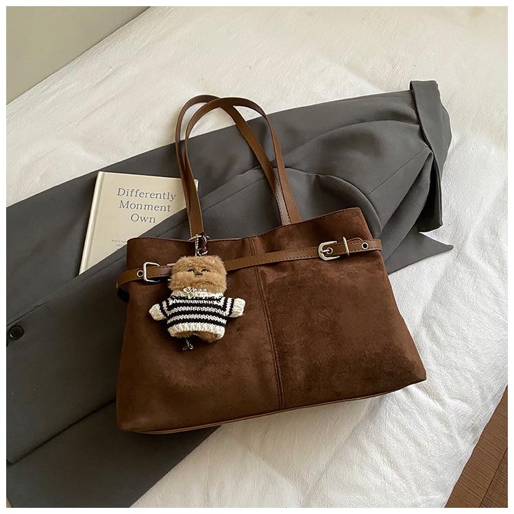 Suede Large Capacity Bag Women's Winter New Retro Fashion Armpit Bag Commuter Simple Tote Bag