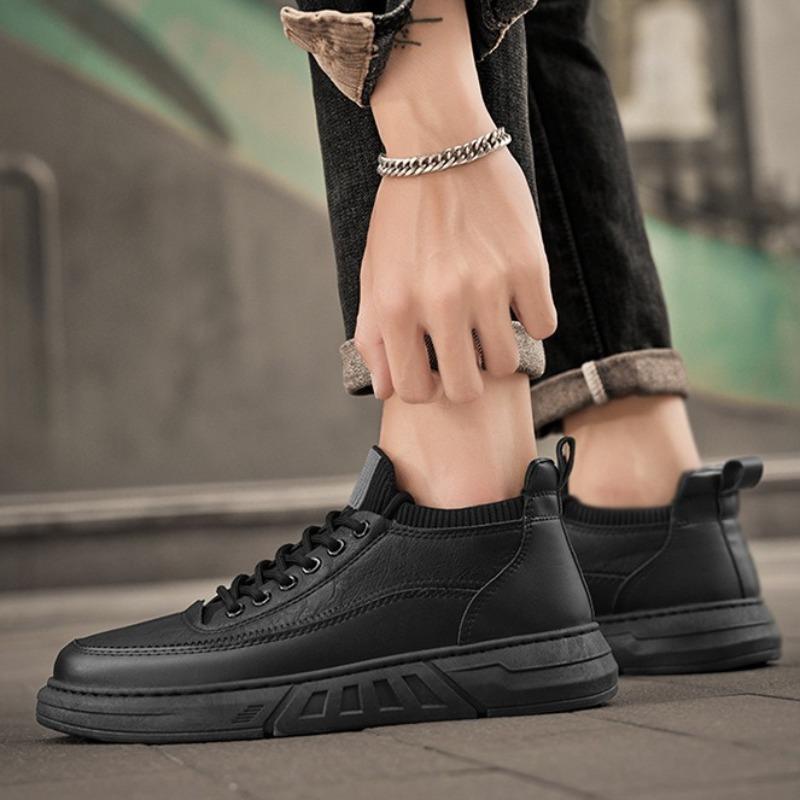 Spring Autumn Men Black Casual Shoes Trendy Versatile Breathable Leisure Board Shoes For Men Loafers Man Leather Sneakers Hombre