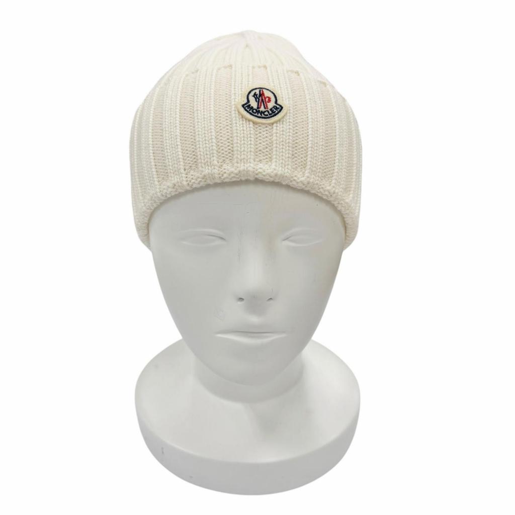 Pristine MONCLER Knit cap Beanie with logo patch Ivory wool Women Used