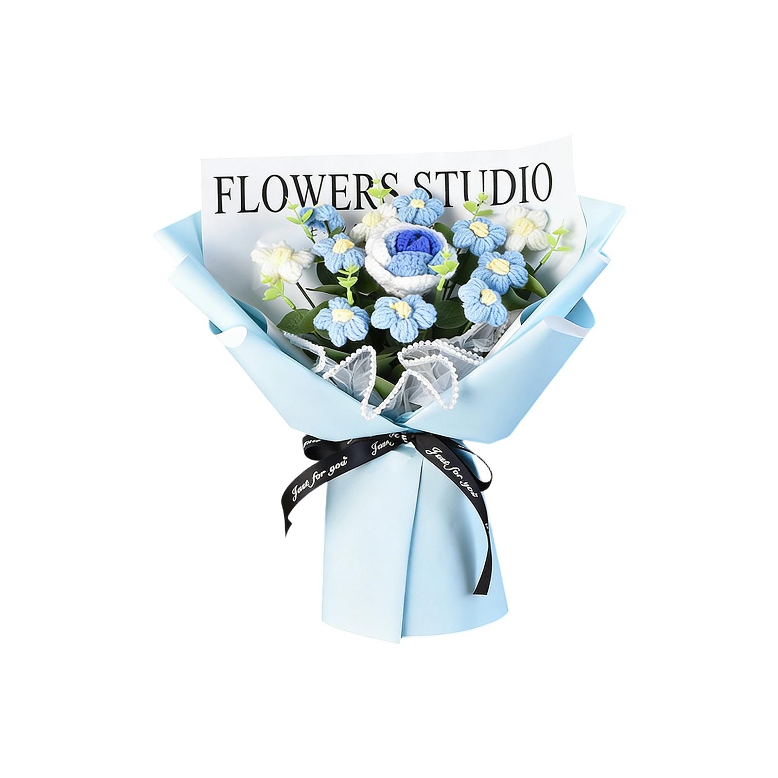 

Hand-Knitted Yarn Flower Bouquet - Perfect Gift For Valentine s Day & Birthdays One Size небо синє кольору