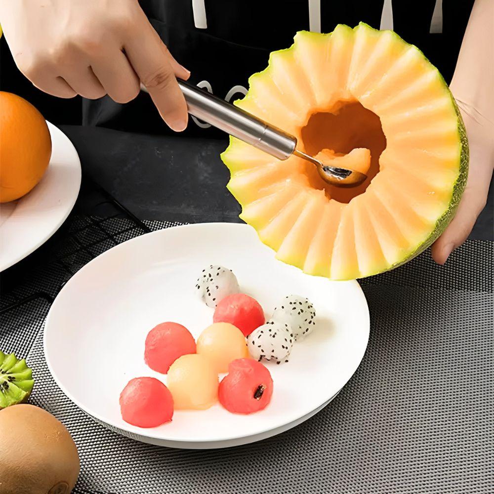 1 Stück Edelstahl Doppelkopfdrehzahl 2 in 1 Obstkugelgräberlöffel mit Obstschnitzmesser, Küchenobstteller-Schneidwerkzeug YMY