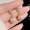Water Drop French Pearl Earrings Women'S Exquisite Fashion Retro Trendy Stud Earrings Light Luxury Earrings Copper