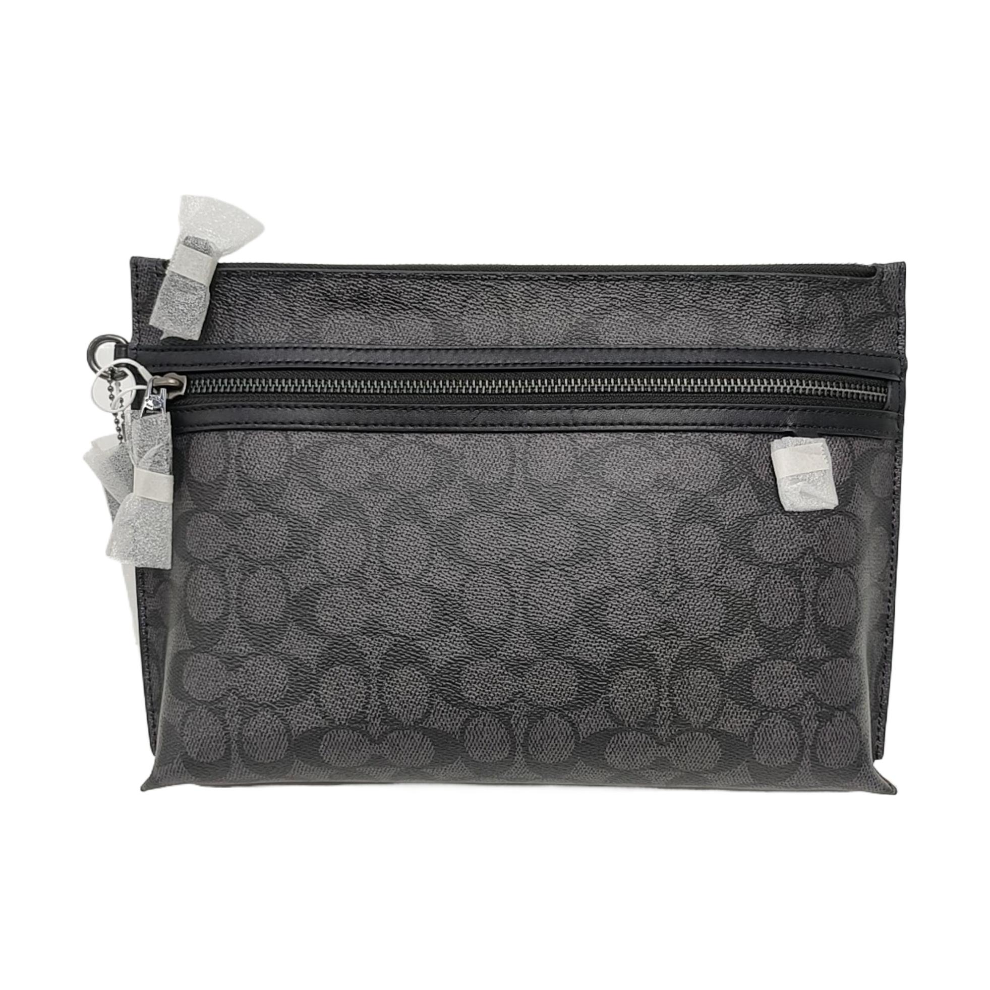 [Pre-Owned] Pouch 29 Detachable Wrist Strap Zipper Closure Coated Canvas Clutch Large - Excellent #LL0PME ONE SIZE