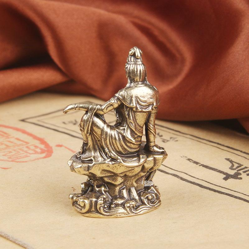 Vintage Brass Water Moon Desktop Ornament Free Guanyin Bodhisattva Buddha Statue Craft Antique Copperware Wholesale