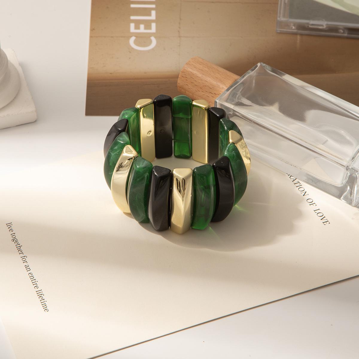 European & Asian Acrylic Geometric Patchwork Bracelet: Unique, Fashionable, and Exaggerated Temperament