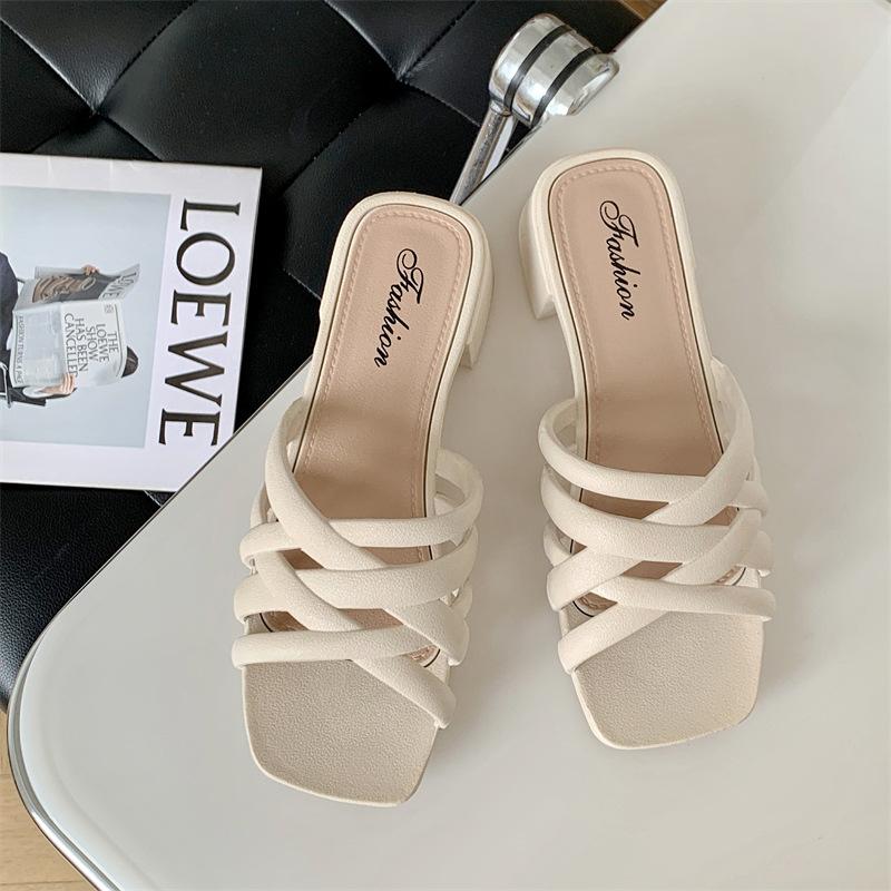 Fashion Slippers Women's 2025 Summer New Outer Wear Medium Heel Solid Color Hollow Casual Beach Thick Heel Cool Slippers Women's