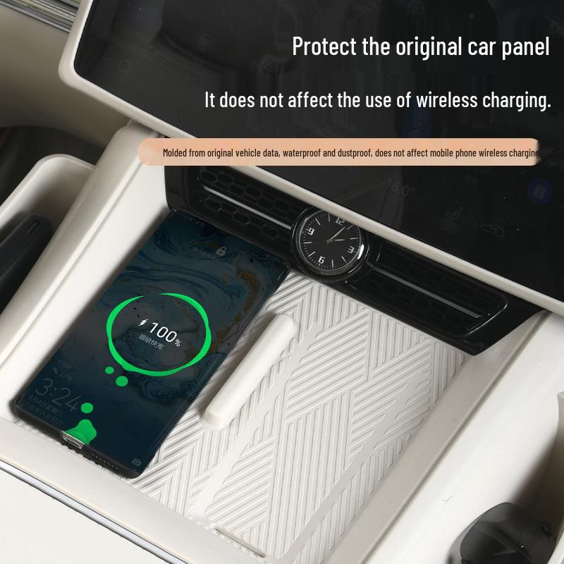 Zhiji R7 Central Silicone Cup Holder: Scratch-Resistant, Easy to Clean, Interior Upgrade