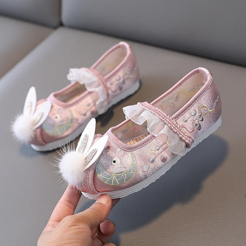 

[Music Rabbit] Summer ancient clothing Hanfu shoes antique women s heavy industry embroidery embroidery shoes children s princess performance shoes 25 (170) Inner Length белый
