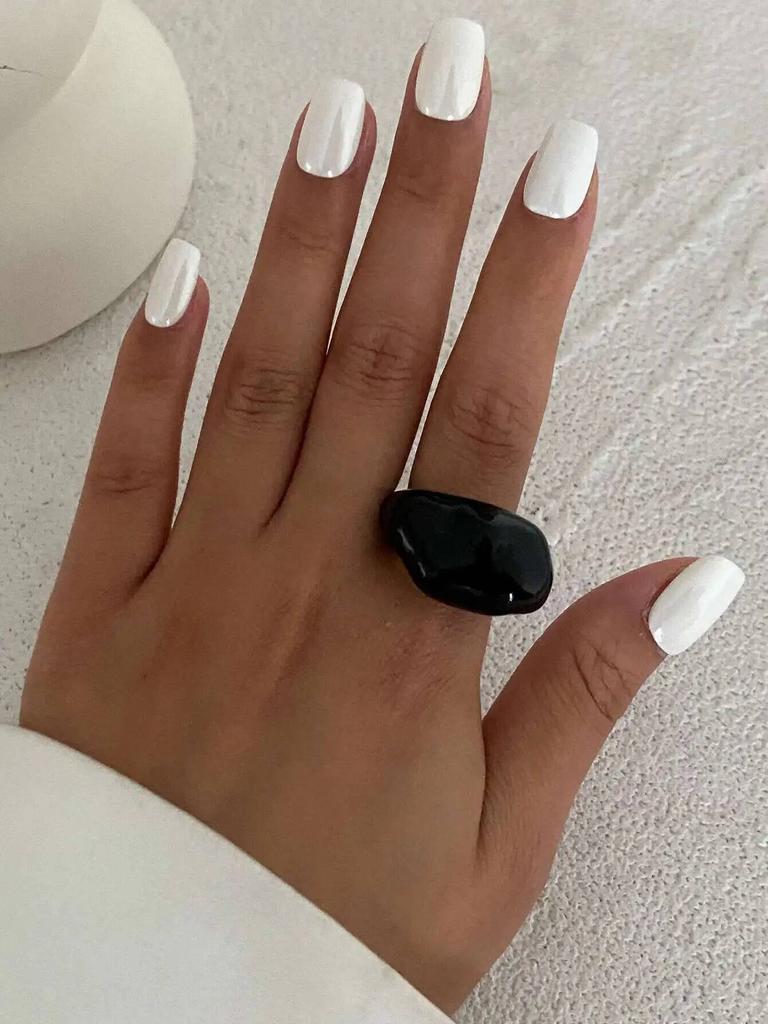 SHIXIN Creative Black White Thick Resin Acrylic Rings for Women Minimalist Irregular Geometric Wide Finger Ring Punk Men Jewelry