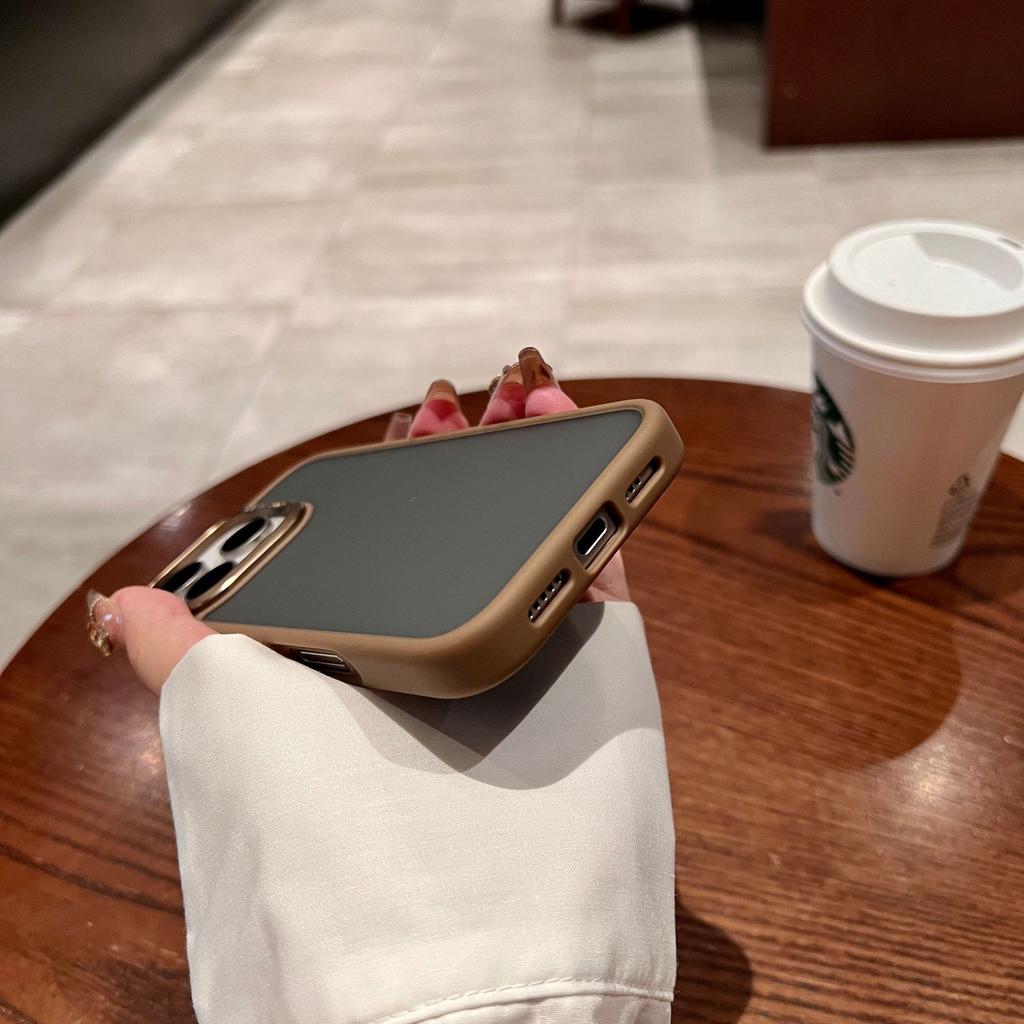 iPhone16promax mobile phone case, you shield, gold b alloy camera frame, suitable for Apple 16pro protective case.