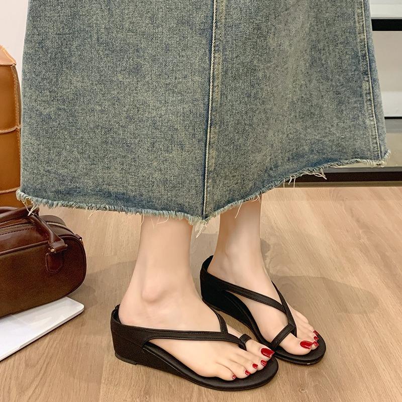 Fashion Womesen Wedg Slippers Clip Toe Summer Shoes Fashion Flip Flops New Brand Sandals 2025 Slingback High Heels Shoes Woman Pumps