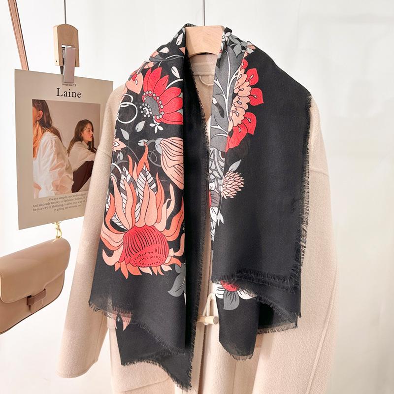 Autumn and Winter New Temperament Versatile Neck Protection Warm Removal Beard Large Square Scarf Printed Scarf 130CM Shawl