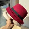 Haut-de-forme en laine pour femmes, rétro français, petit écusson en fer, chapeau de pêcheur, élégant et noble, chapeau de style doré, hiver