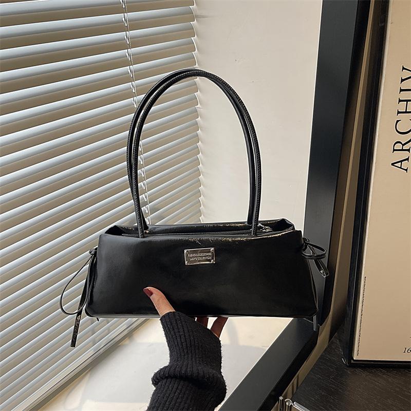 

Vintage Bowling Handbag Trendy Street Style Shoulder Bag Large Capacity Ladies Purse