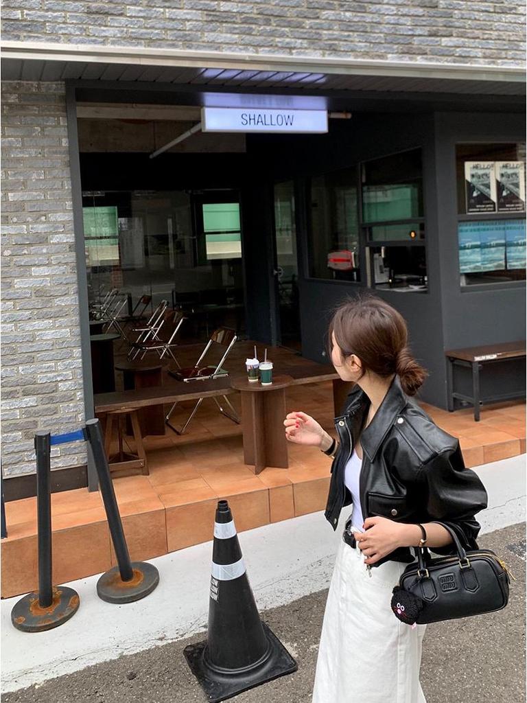 2026 Korean Chic High-Waisted Back Slit Denim Midi Skirt