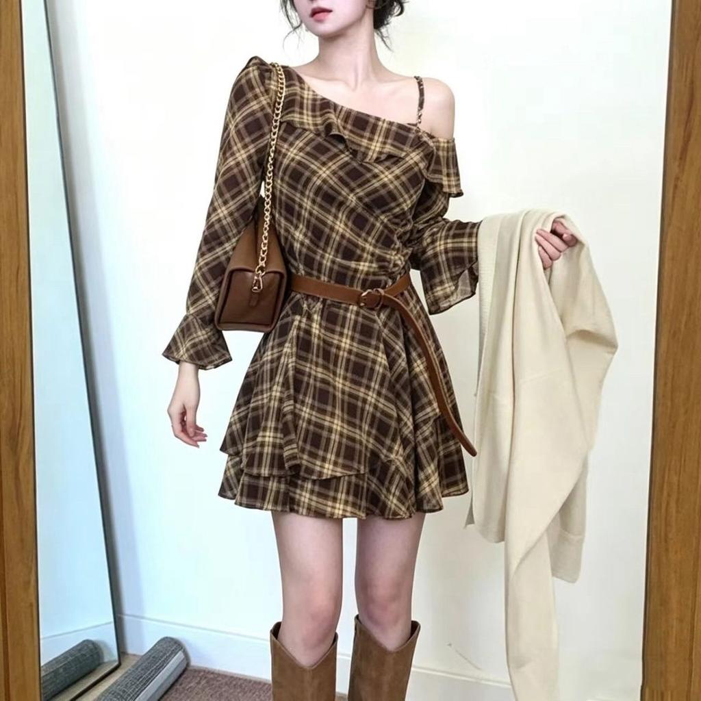 Summer French Swing Neck Fishtail New Retro Lotus Leaf Irregular Edge Plaid Slanted Shoulder Dress Coffee Color Slim Fit