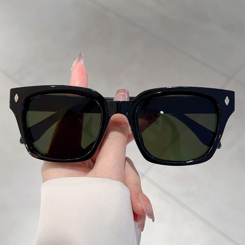 Square Fashion Women Sunglasses Leopard Print Shades Classic Black Men Sun Glasses for Outdoor Vacation Decoration Wear