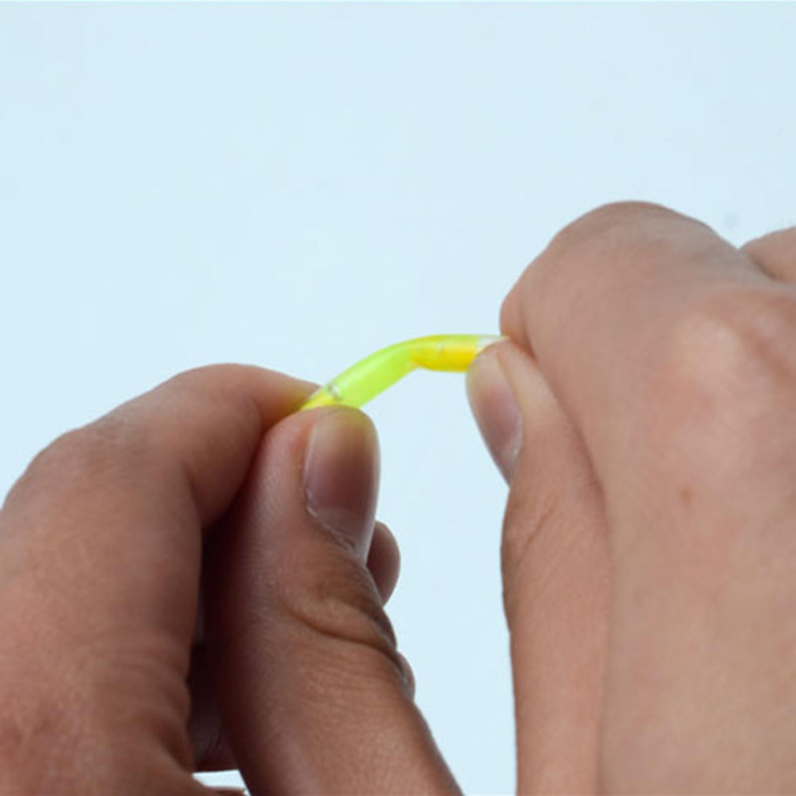 20pcs Fishing Pole Glow Sticks Waterproof Night Tackle Night Float Rod Lights for Fishing Enthusiast Gift 3mm