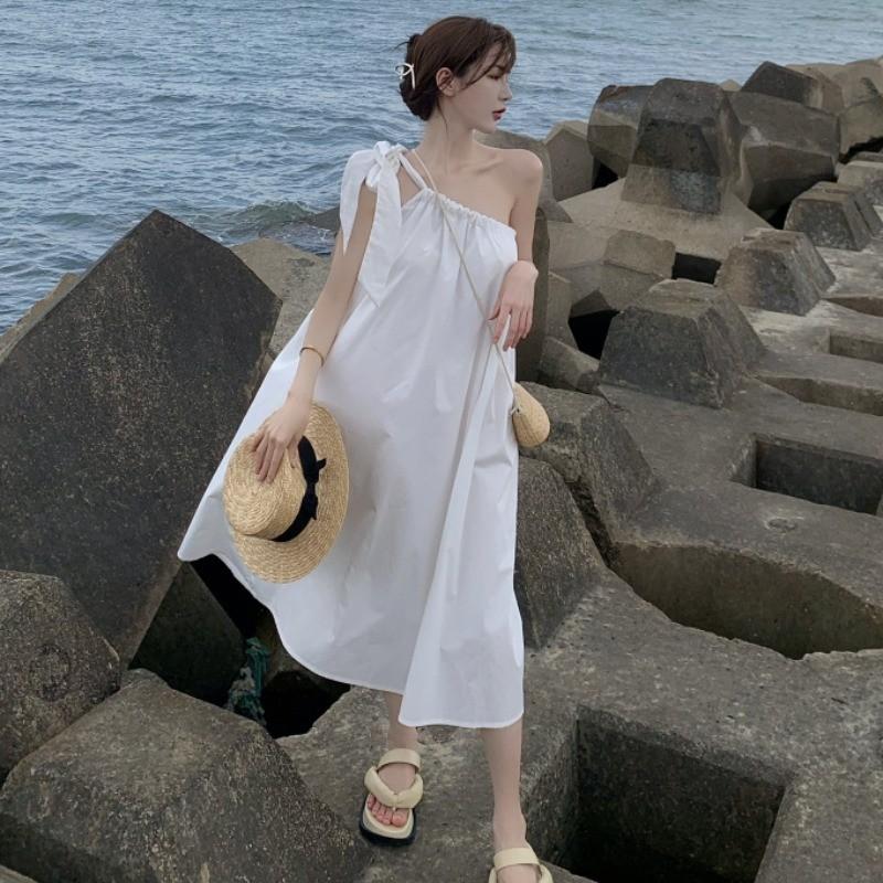 Sanya travel wear beach dress women small seaside vacation super fairy senior slanted shoulder suspender dress