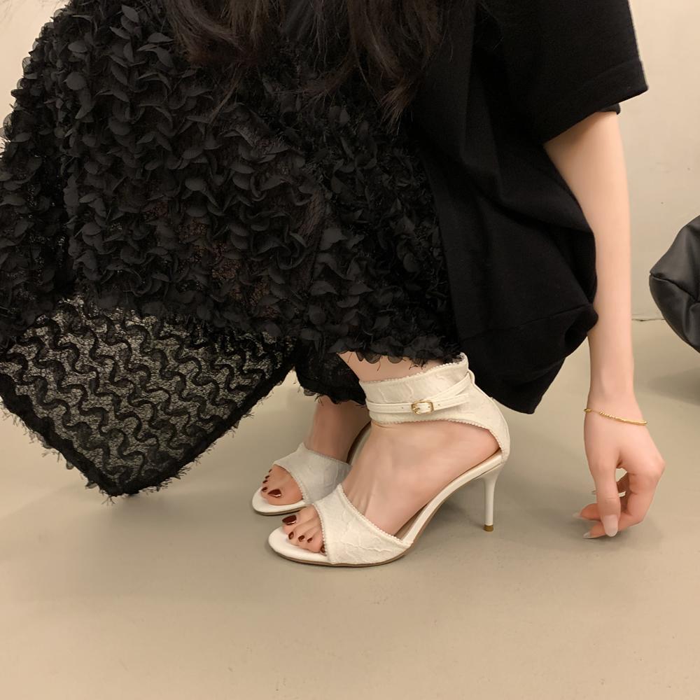 

White Lace Bride Wedding Shoes Elegant Ribbon Bowtie Pointed Toe Hollow Thin Heels Women Evening Banquet Dress Shoes 40 білий