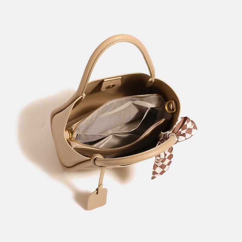 2025 New Bucket Autumn and Winter Versatile Fashion Shoulder Bag Foreign Women's Large-capacity Silk Scarf Handbag Crossbody Bag