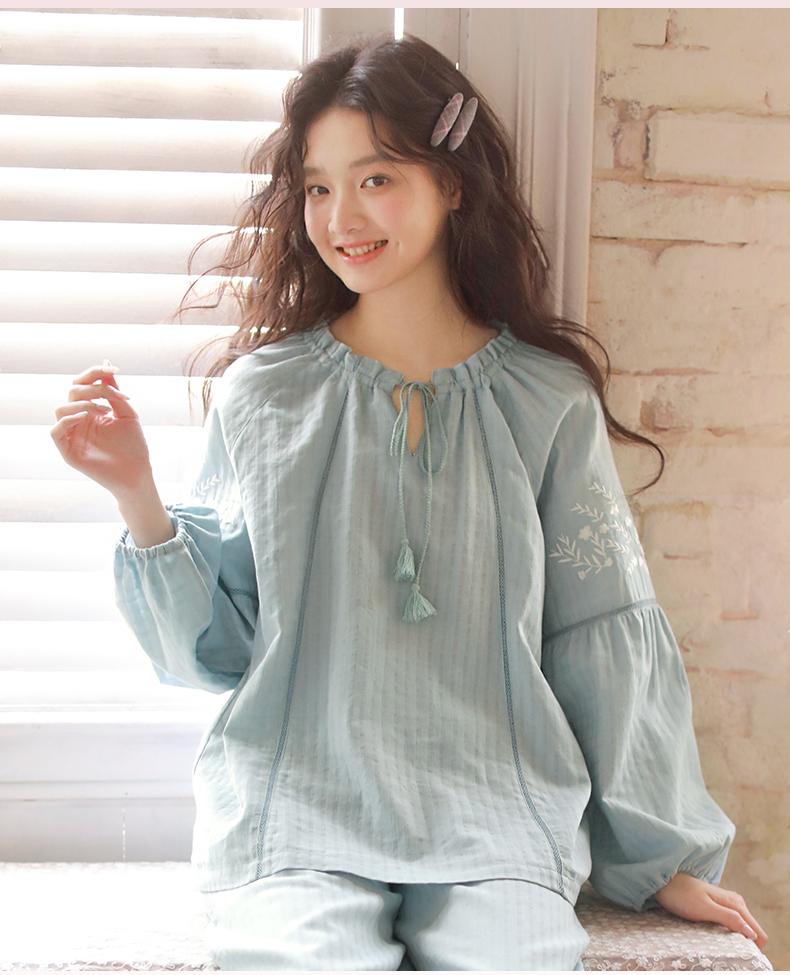 Spring and summer women's home suit with hollowed out embroidery long sleeved pants and home suit set