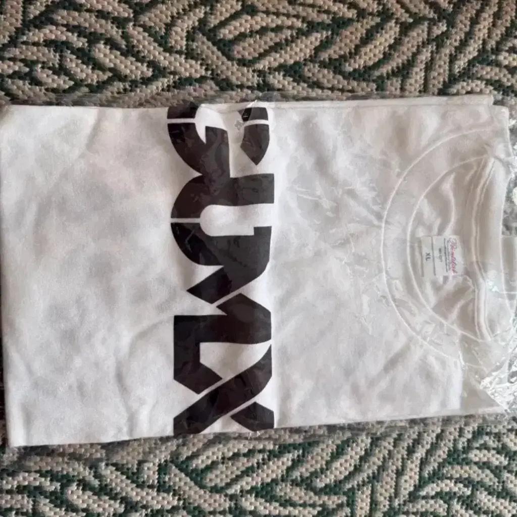 Brand New GUMX Official T-shirt XL