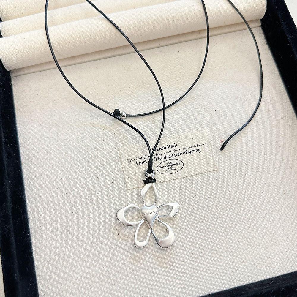 Y2K Long Chain Necklace Chain Sweater Chain Cute Metal Flower Necklace  Wedding