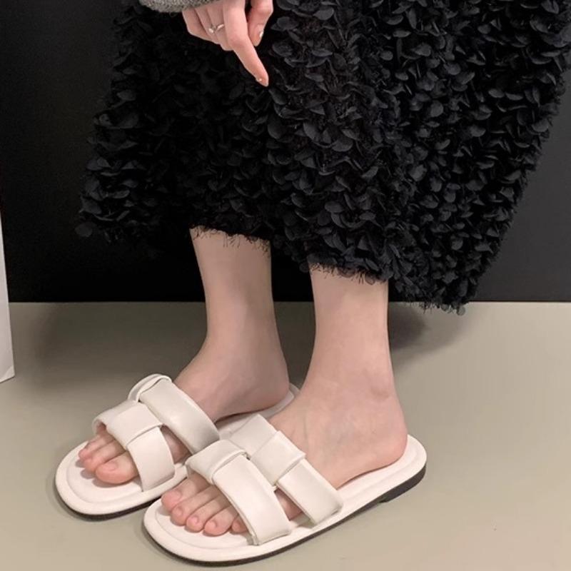 

Модные плоские сандалии женские летние новые круглые носовые плетеные мягкие подошвы нескользящие износостойкие римские сандалии 40 грязно-белый