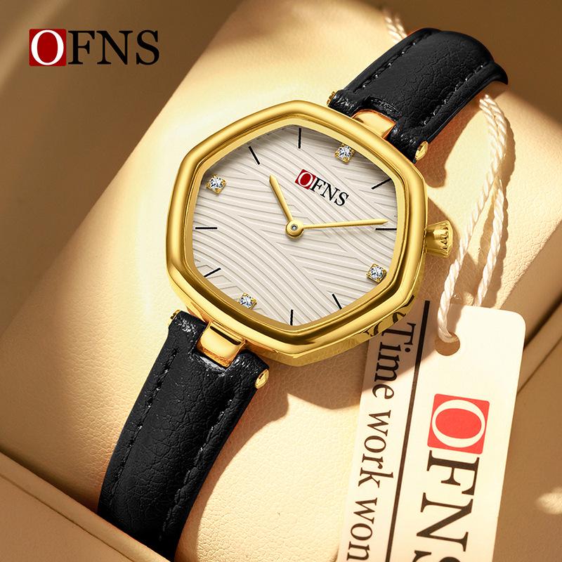 

Women s Fashionable Waterproof Quartz Watch with Thin Leather Strap
