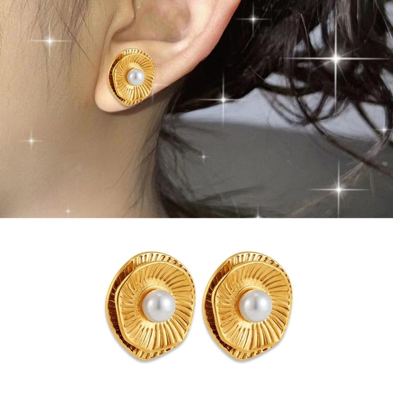 Elegant Metal Weave Stud Earring Jewelry Accessory for Women Featuring Gold Plated Sturdy Stainless Steel and Pearls