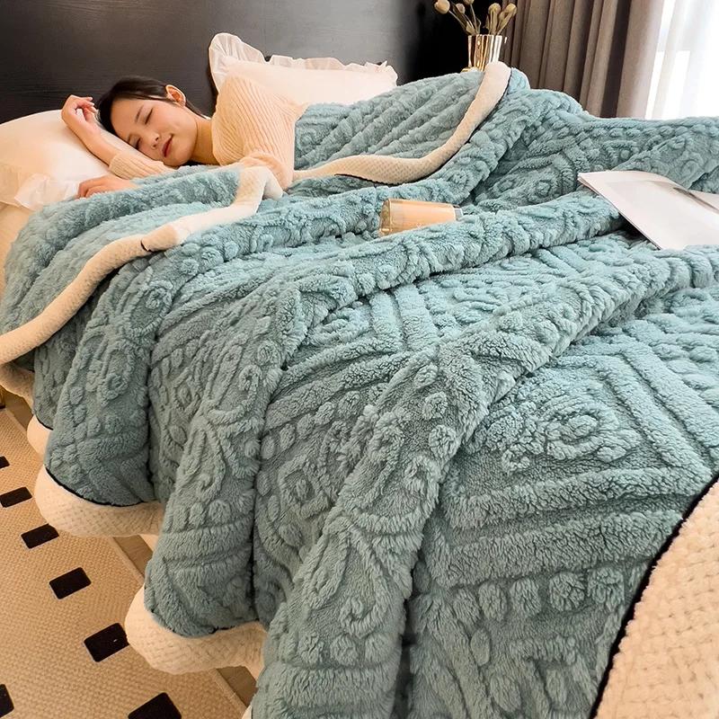 Super Soft Fluffy Lightweight Fleece Blanket Soft Warm Winter Blanket with Heat Retention Throw Lap Blanket Simple Solid Color