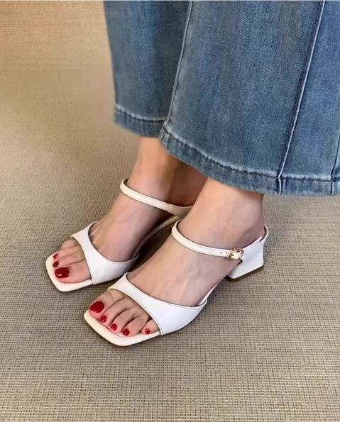 Fashion Low Shoes Ladies' Slippers Women Heels Square Heel Rubber Flip Flops Butterfly-Knot High Block Genuine Leather Hawaiian Fretwork