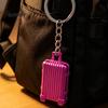 Langlebiger Zinklegierung Schlüsselanhänger Mini-Koffer-Schlüsselanhänger, Metall-Gepäckanhänger mit rollendem Etikett und Rädern, Rucksackzubehör mit Reise-Thema, Niedlich