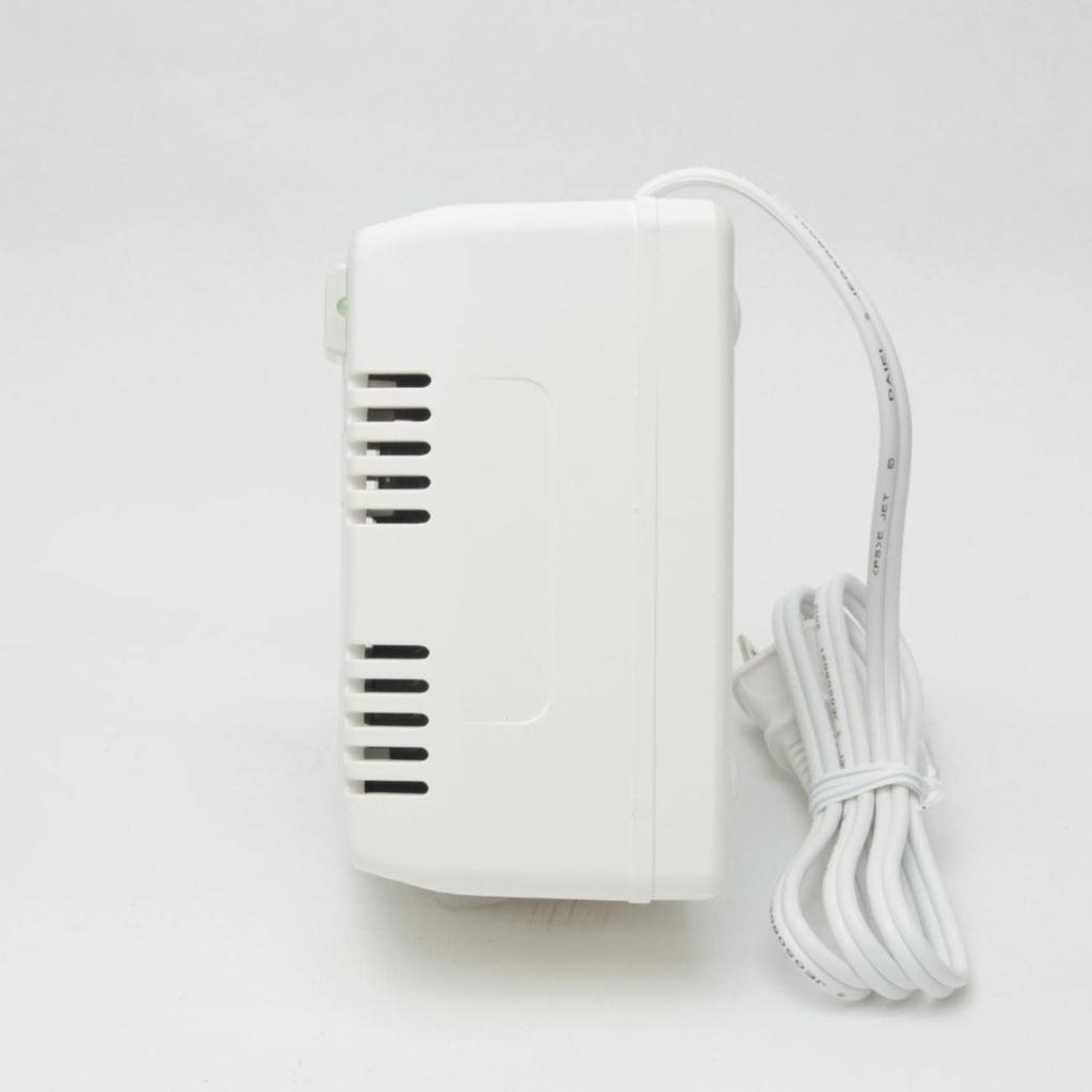 NISSYO INDUSTRY TS-331U Travel Step-Down Transformer 110-130V To 100V, 330W