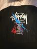 Stüssy Tričko Stüssy logo Města New York Londýn Paříž REPLIKA ROZMĚRY: 29L PIt 21 Unisex tričko