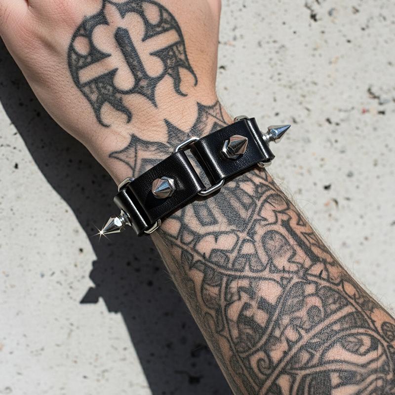 Fashion Spike Bracelet Punk Faux Leather Bracelets Goth Girl Bangle Studded Rock Wristband For Women Men Jewelry