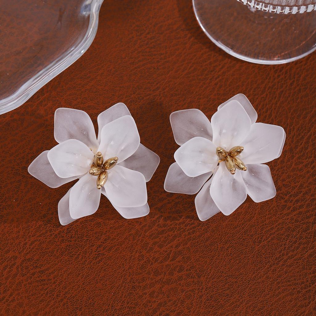 Mori Super Fairy Big Flower Stud Earrings Fresh Pastoral Style Sweet Temperament Personalized Petal Earrings Women