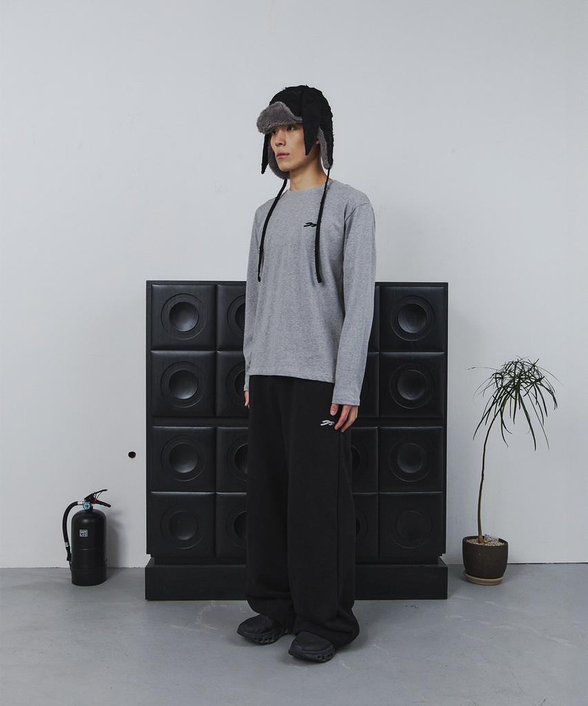 Tansanmageunesyum Pony Hotfix Long Sleeve (Gray)