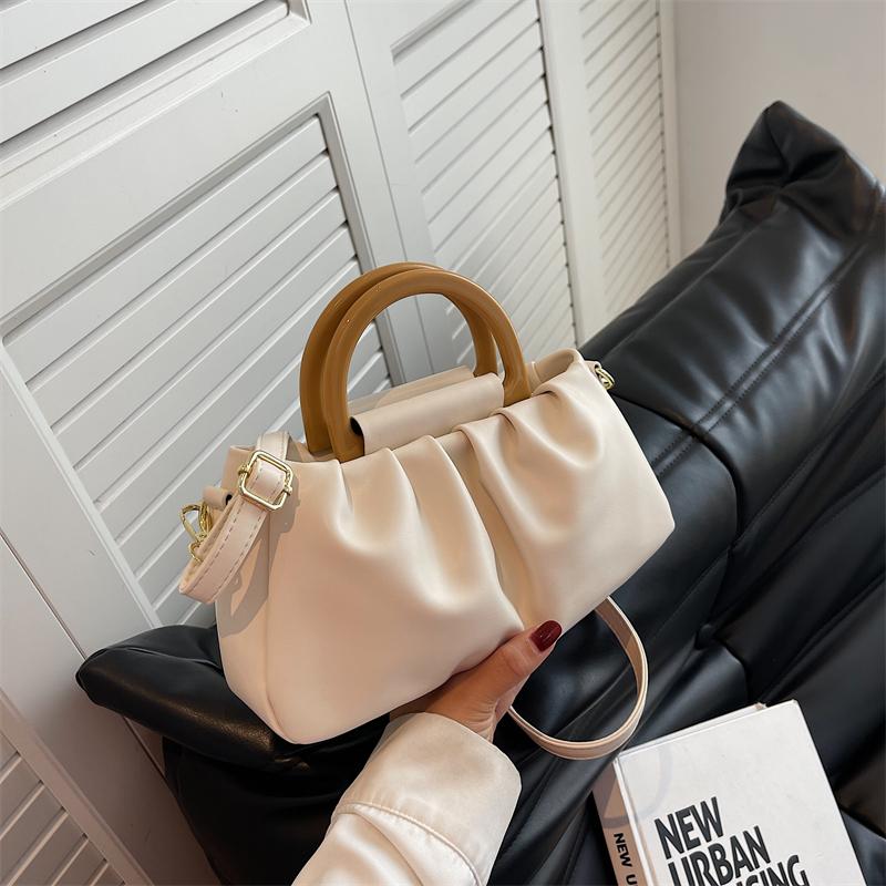 

Мягкая кожаная плиссированная сумка Cloud, новые женские индивидуальные универсальные сумки, элегантные модные сумки через плечо большой емкости (20cm<Max Length<30cm)