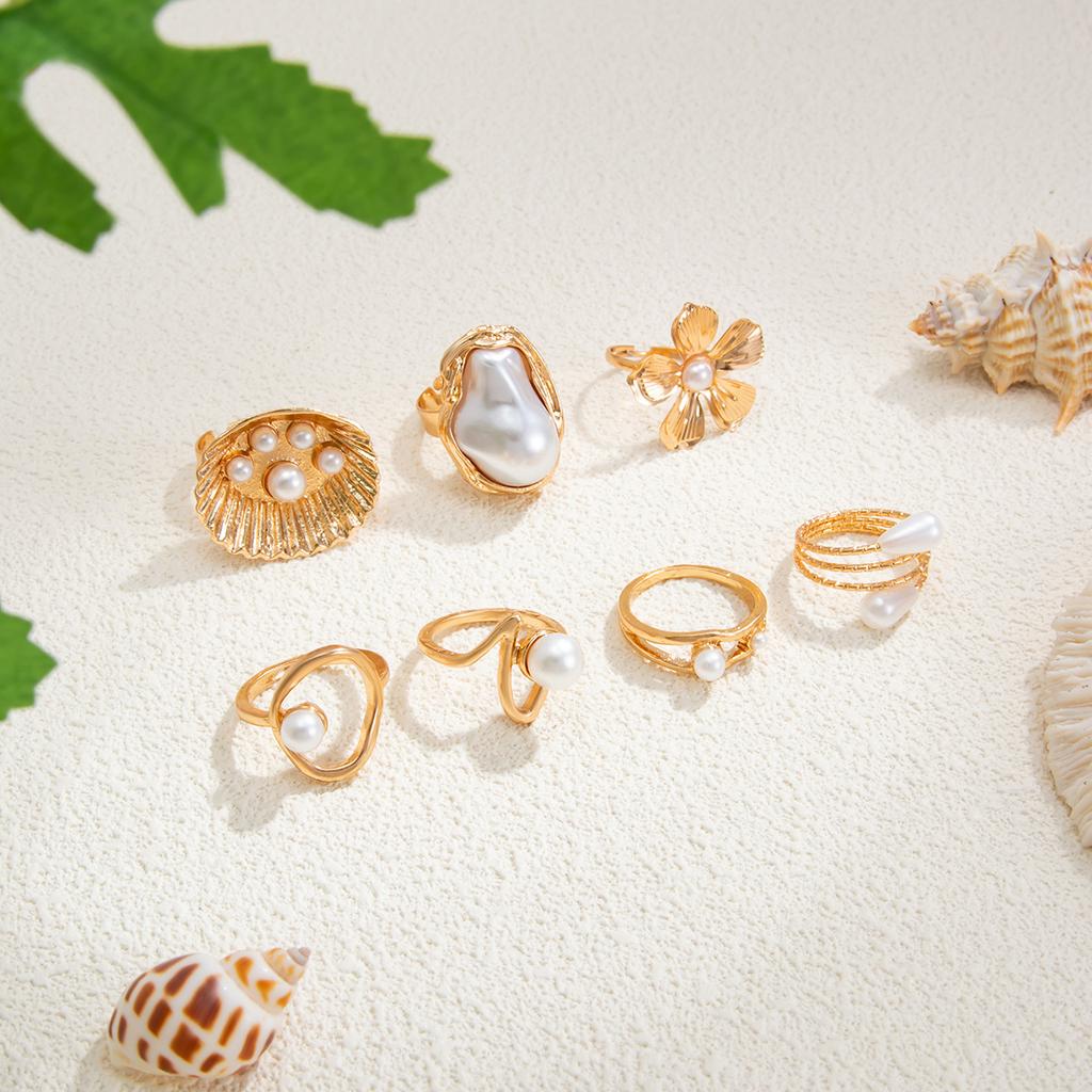 7Pcs/Set Vintage Baroque Pearl Metal Flower Rings for Women Men Girls Punk Geometric Knuckle Joint Hollow Ring Jewelry Set New
