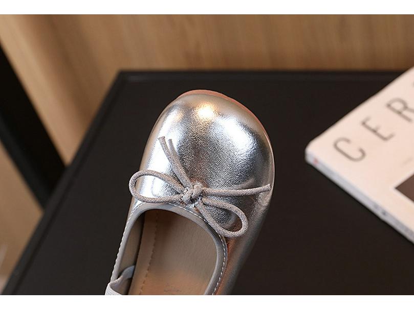 2025 Spring/Autumn Girls' Bow Leather Shoes – Stylish, Comfortable & Versatile