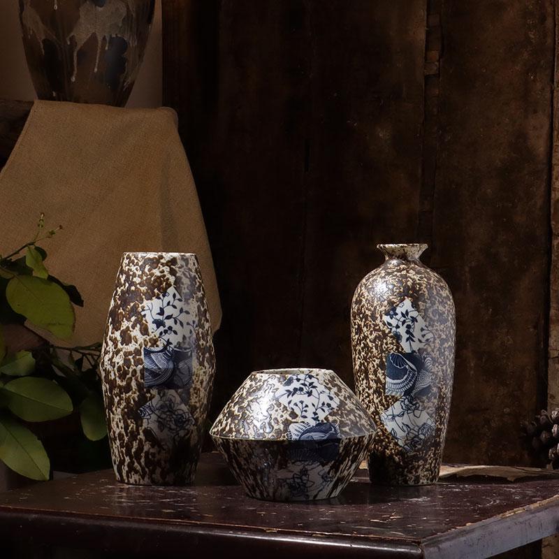 Japanese-Style Simple Ceramic Vase for Creative Home Decor and Dried Flower Arrangements